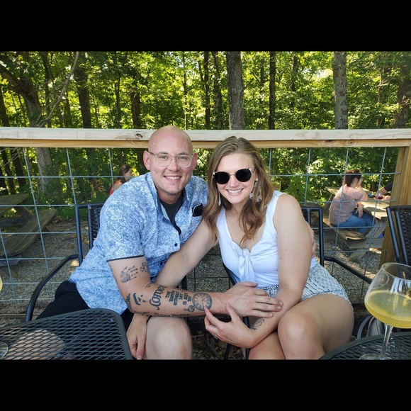 Meet your Posher, Katie - Picture 2 of 9